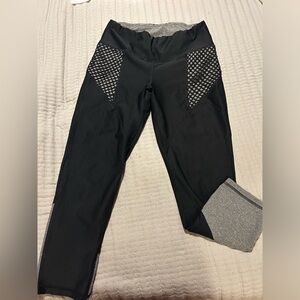 🌸 RBX cropped leggings